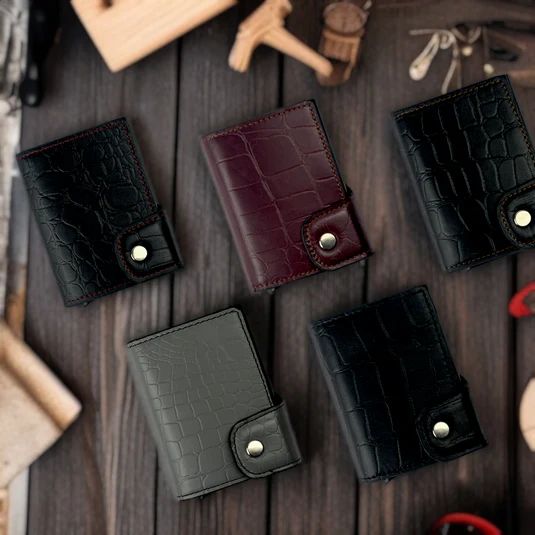CrocPop Classic – Crocodile Leather Pop-Up Wallet