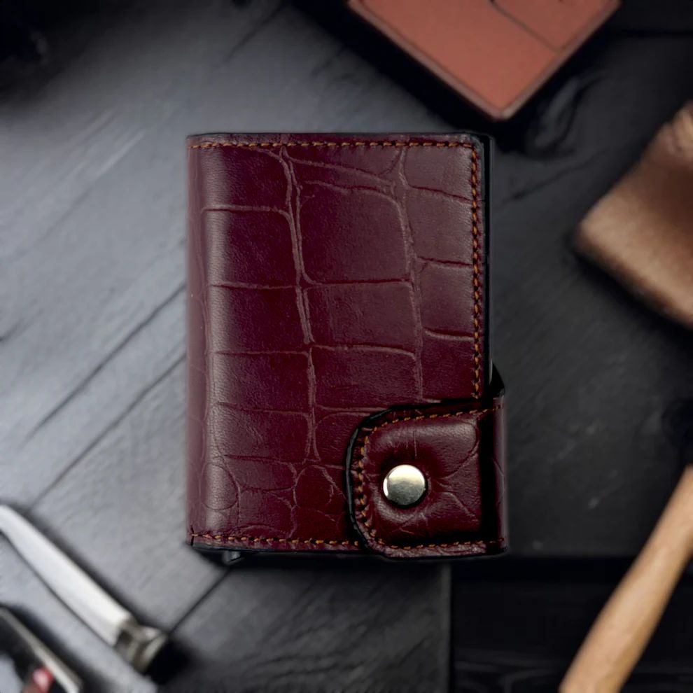 CrocPop Classic – Crocodile Leather Pop-Up Wallet